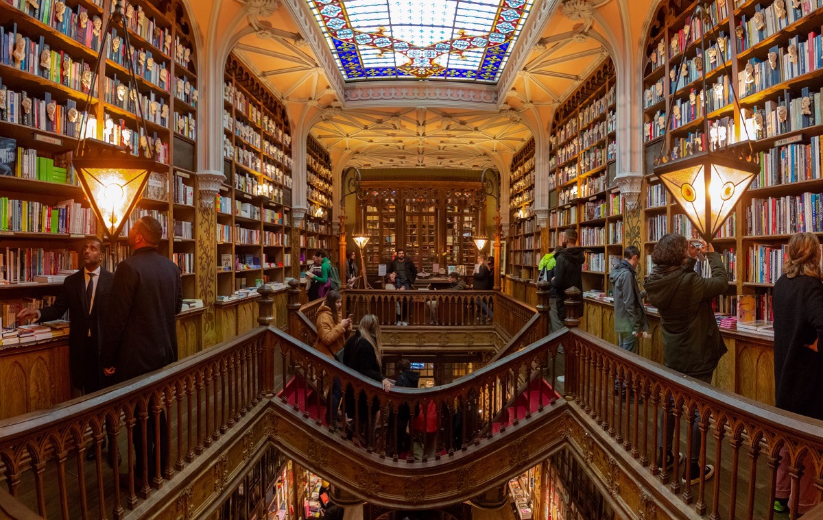 Теплый отдых у океана. Почему поездка в Португалию - одна из лучших идей для зимнего путешествия